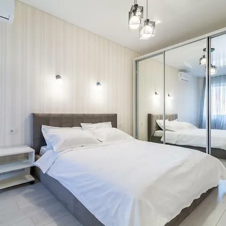 Lux Near Most City, River View, Center New Tower Dnipro Exterior photo