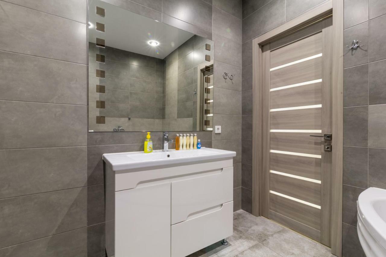 Apartment Lux Near City, River View, Center New Tower Dnipro