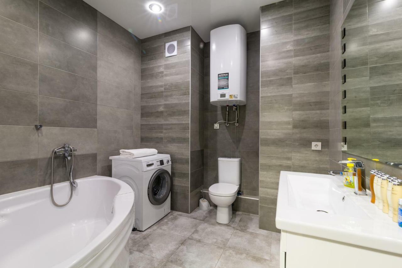 Apartment Lux Near City, River View, Center New Tower *