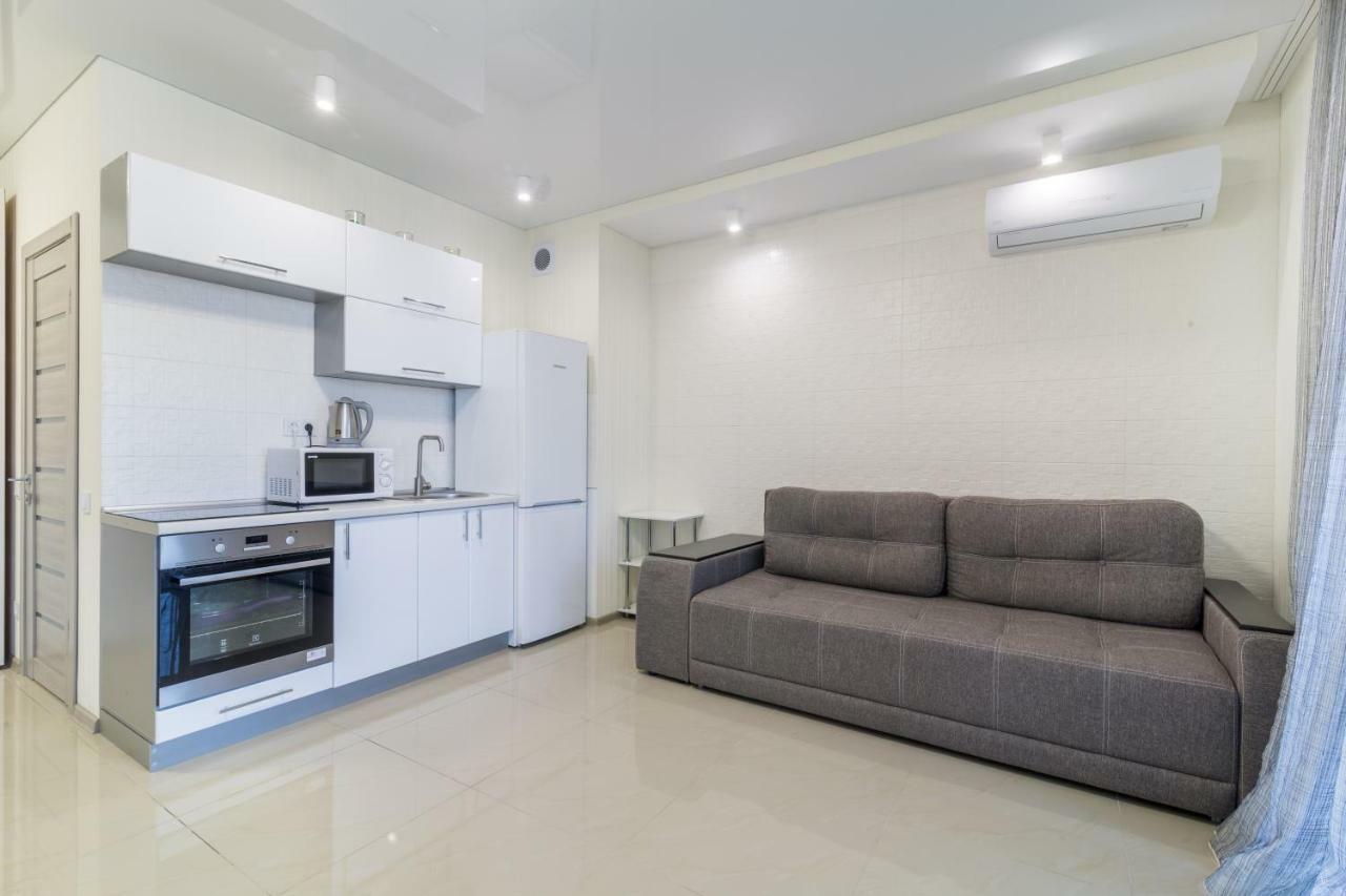 Lux Near City, River View, Center New Tower Apartment